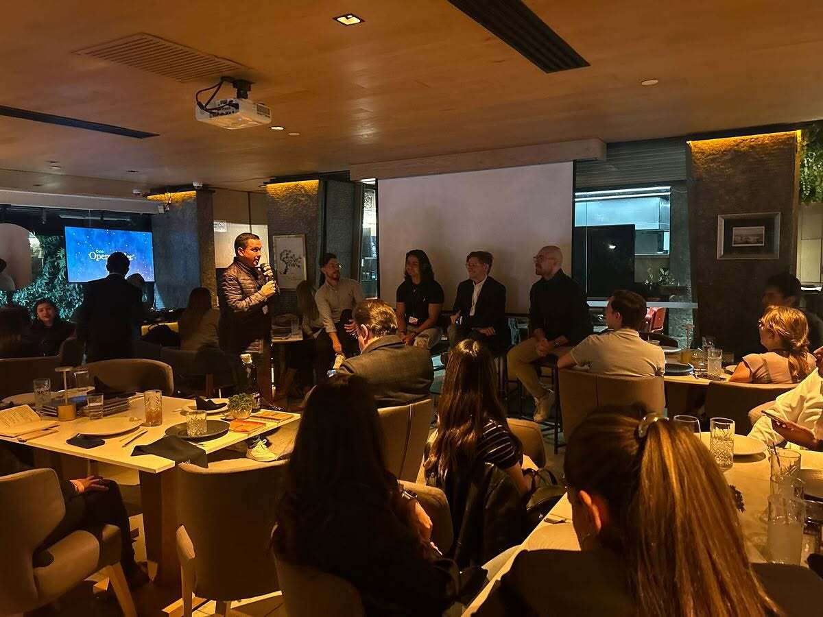 Panel de expertos en México